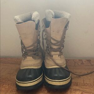 Sorel Black and Gray Winter Boots